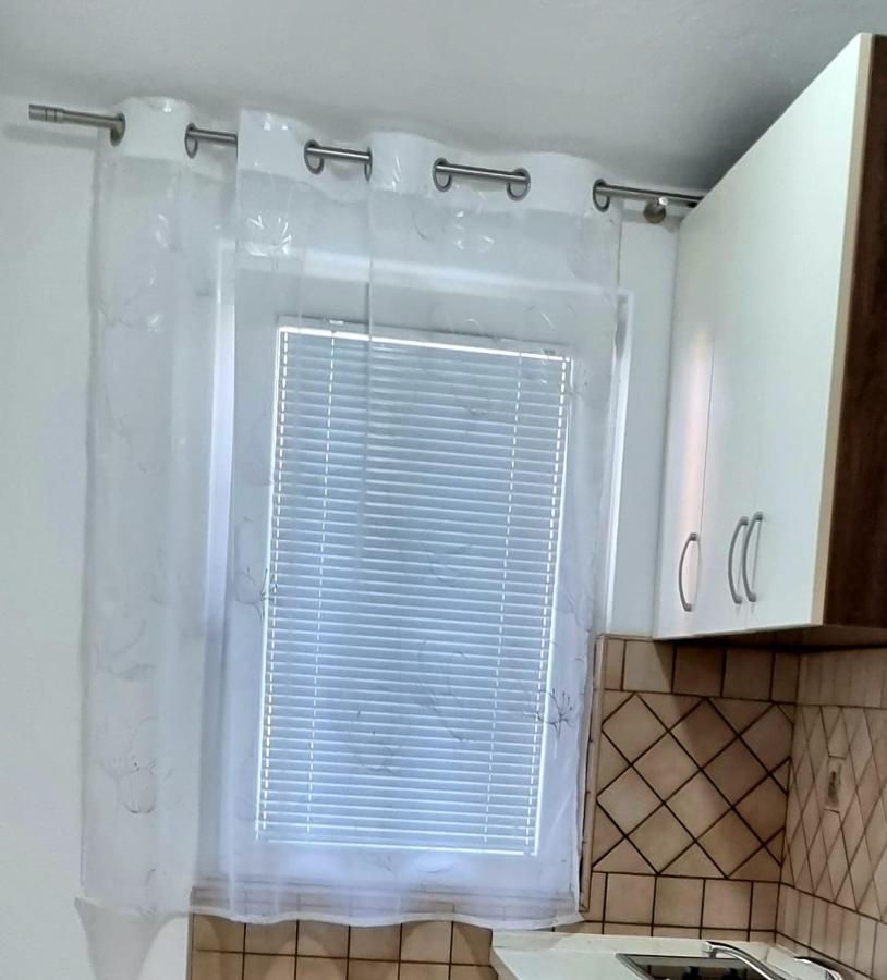 Apartments Ljubica Тиват Экстерьер фото